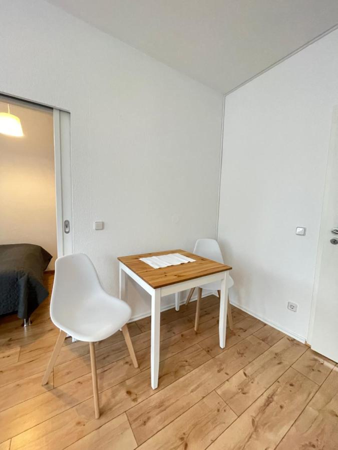 Ferienwohnung Im Stadtzentrum Von Bernau - Schoene Ferienwohnung Mit 1 1/2 Zimmern, Bad, Spuelmaschine, Waschmaschine, Komplette Kueche, Wlan Bernau bei Berlin Exteriér fotografie